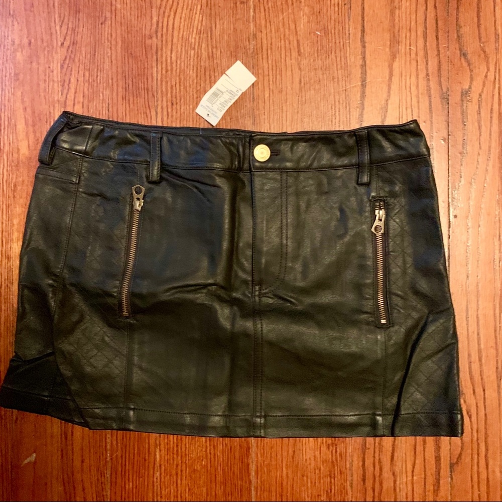 American Eagle faux leather quilted skirt 12